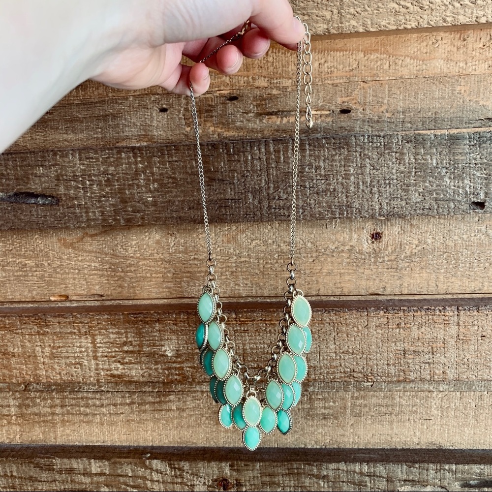 Francesca’s Green Statement Teardrop Necklace